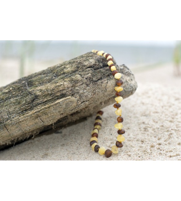 Amber Adult necklace Baroque Raw Milky-Dark cognac Amber Adult necklace Baroque Raw Milky-Dark cognac